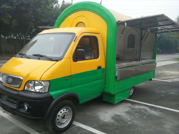 電(diàn)動移動多(duō)功能(néng)車(chē)維修